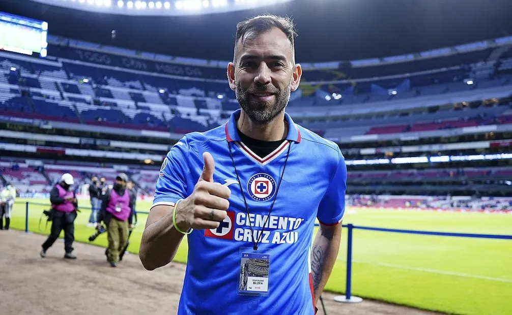 Chelito Delgado en el estadio Azteca, hoy llamado Banorte. FOTO: IMAGO7