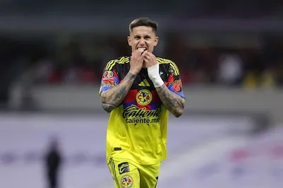 Brian Rodríguez marcó el doblete para darle la victoria al América contra Toluca. (Foto: Cuartoscuro)