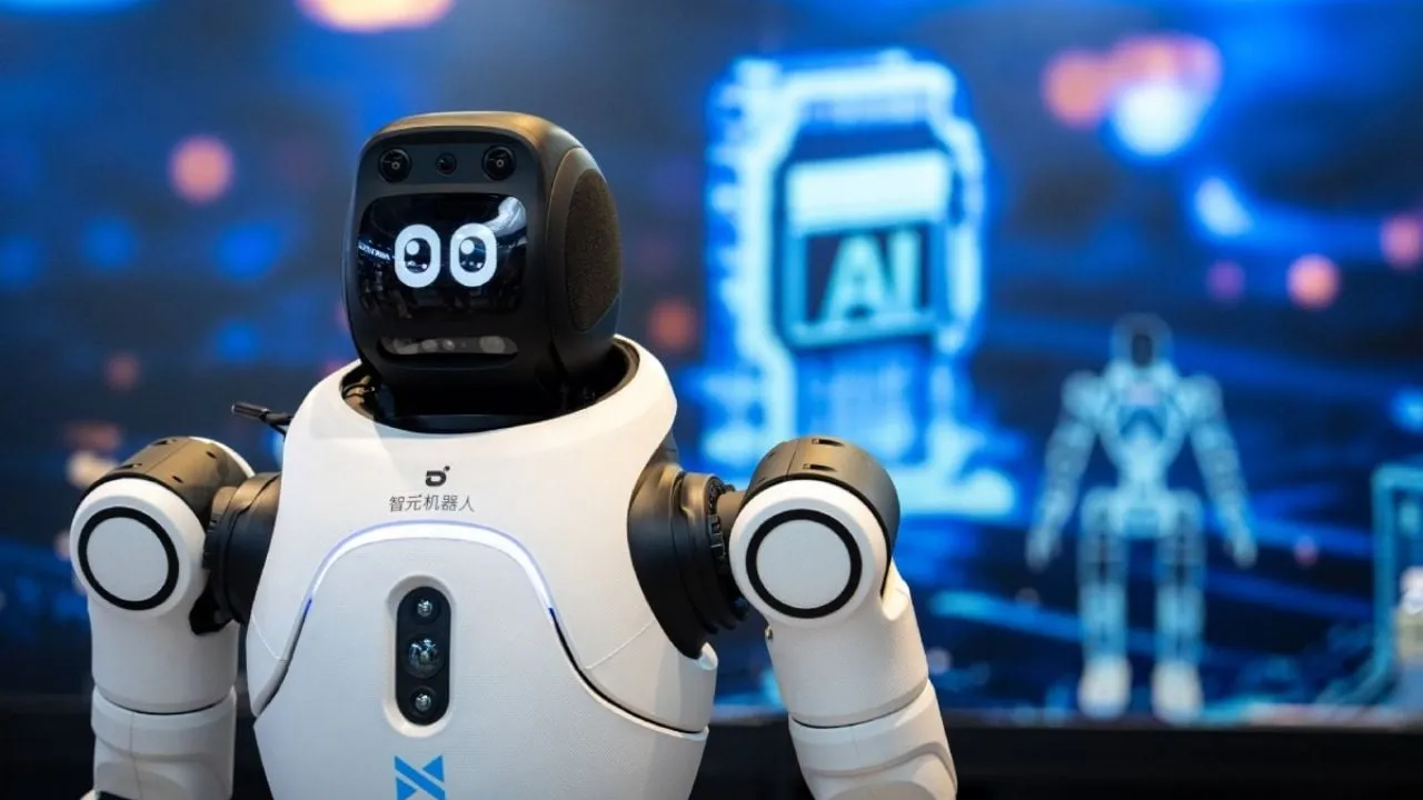 "Sería como un amigo": presentan robots humanoides que cantan, conversan y tienen pasatiempos