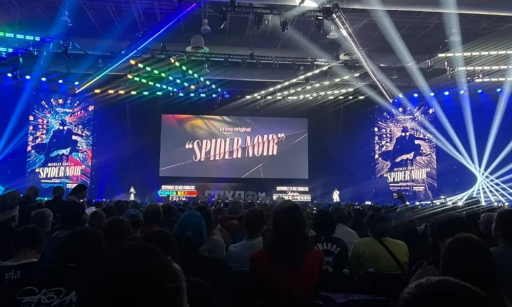"Spider-Noir" lanza su tráiler en CCXP México 2026 con una versión oscura del universo de Spider-Man