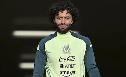 Alexis Vega se lanza contra reportero y explica su estado físico rumbo al Mundial