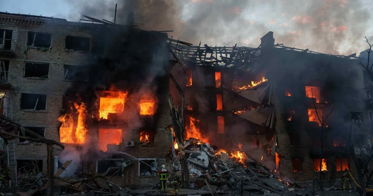 Así fue el ataque más duro de Rusia a Kiev, la capital de Ucrania, con 90 misiles y 600 drones