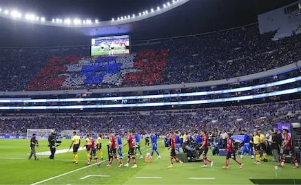 Cruz Azul vs Chivas: Horario y canales para ver la ida en las semifinales del Clausura 2026; HOY, miércoles 13 de mayo