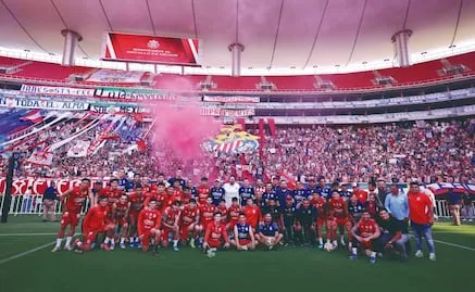 Chivas espera recuperar la mística del Jalisco; Cruz Azul llega obligado a ganar la semifinal 