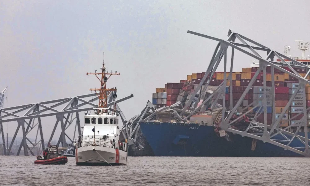 EU demanda a empresas de Singapur e India por choque de buque en puente de Baltimore; accidente dejó 6 muertos, incluidos 2 mexicanos