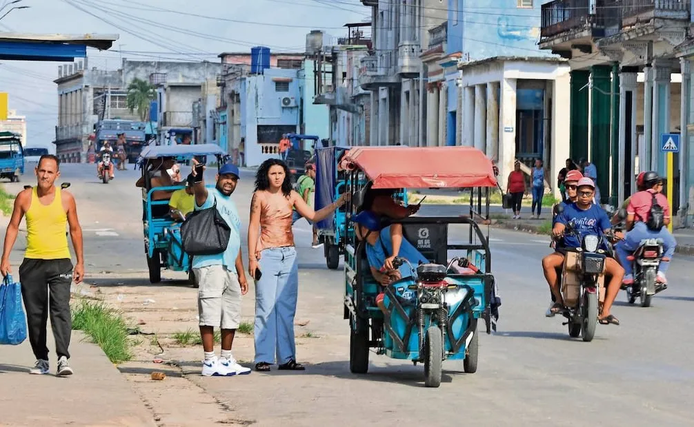Cuba vive una grave crisis energética desde mediados de 2024, agravada desde enero por el asedio petrolero de EU. Foto: Ernesto Mastrascusa / EFE