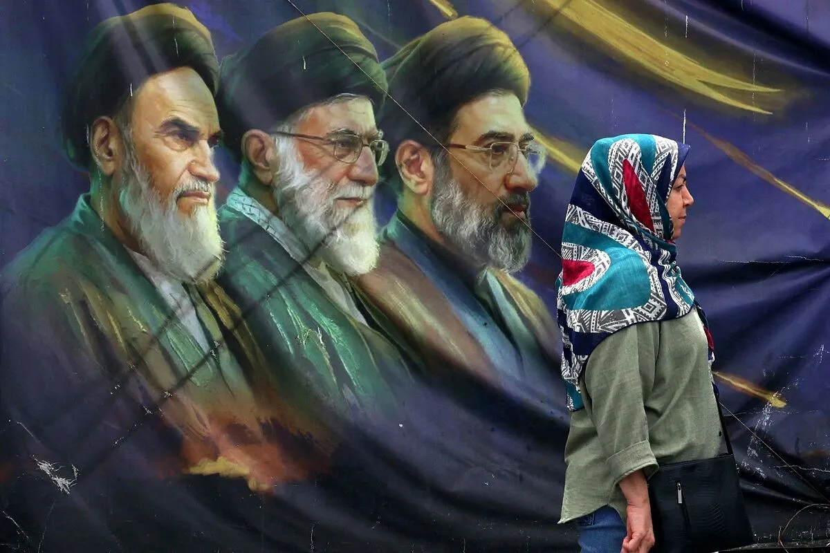 Guerra en Irán cumple 3 meses, entre negociaciones y ataques; conflicto causa miles de muertos y trastoca la economía mundial