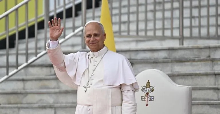 Guerras, Donald Trump, la IA y las redes sociales, entre los retos del primer año del papa León XIV