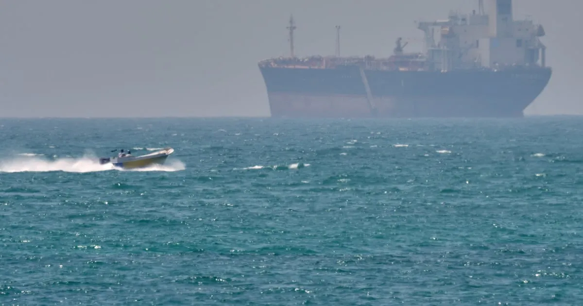 India rompe la ‘parálisis’ en el Estrecho de Ormuz y logra cruzar gas LP pese al bloqueo de EU