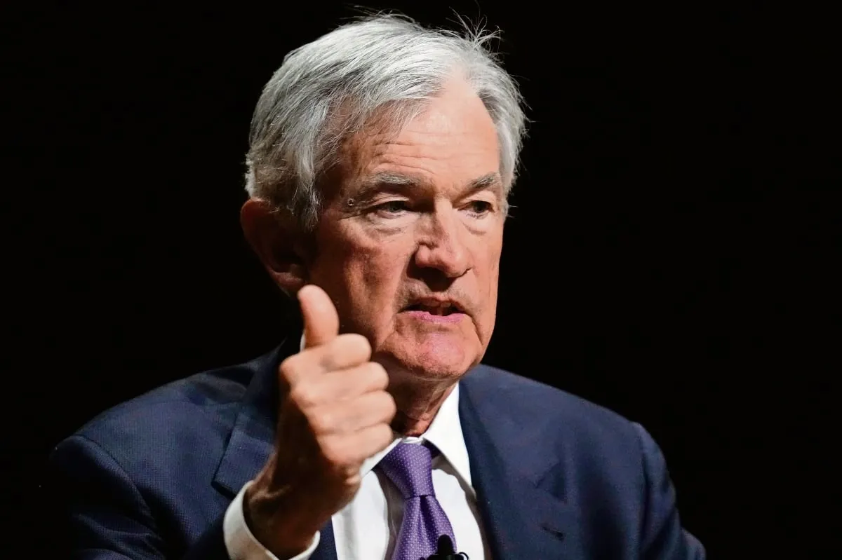 Jerome Powell deja presidencia de la Fed; su gestión estuvo marcada por el acoso de Trump y el Covid