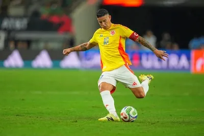 James Rodríguez es uno de los referentes de la Selección de Colombia. (Foto: AP)