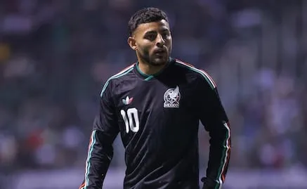 Alexis Vega se lanza contra reportero y explica su estado físico rumbo al Mundial
