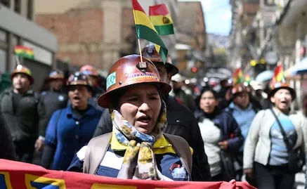 Rodrigo Paz promulga ley que anula límites al Estado de excepción en Bolivia; medida llega en medio de protestas que piden su renuncia