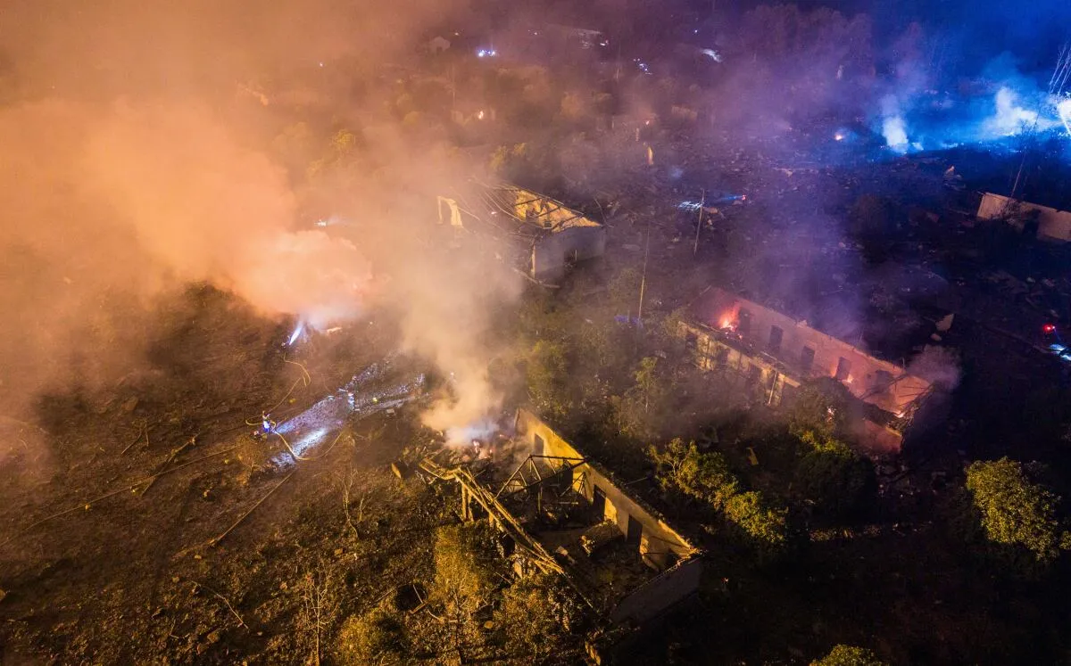 Tragedia en China: Fábrica de pirotecnia explota; hay 26 muertos y 61 heridos