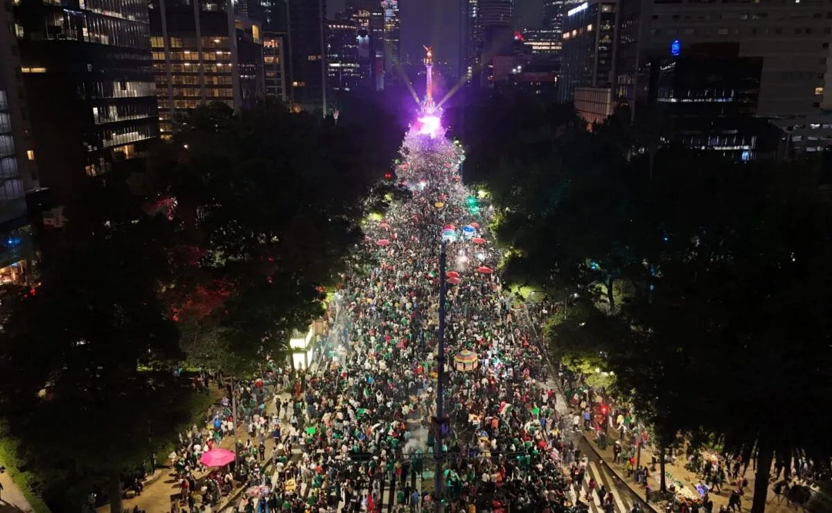 El Ángel de la Independencia se llena de ilusión con la victoria de México sobre Corea del Sur