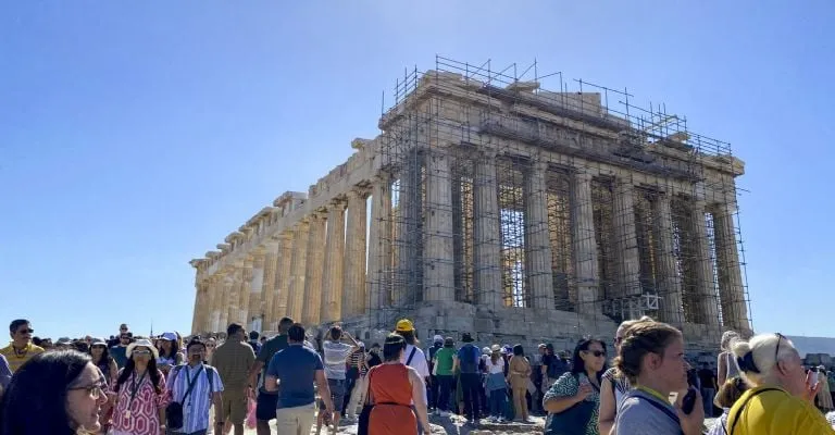 "El Partenón como no se había visto en dos siglos": presentan la restauración del frontón del templo