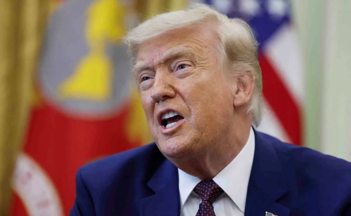 EU "golpeará muy duro" a Irán esta noche, dice Trump; afirma que se apoderará de las terminales petroleras iraníes