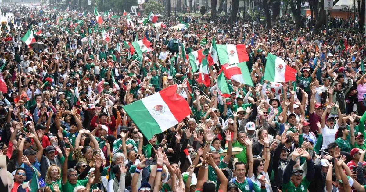 Festejos en el Ángel de la Independencia EN VIVO tras victoria de México vs. Sudáfrica