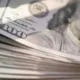 Llegan gigantes de la IA al mercado bursátil; puede alentar interés de mexicanos para comprar acciones, consideran