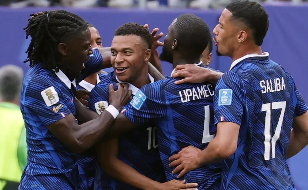 Mbappé anotó doblete ante Irak para el segundo triunfo de Francia / Foto: EFE