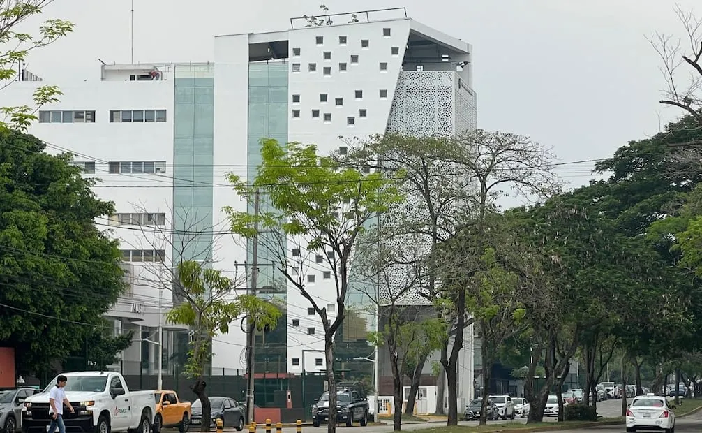 Edificio de los Tribunales Colegiados en Materia de Trabajo del Décimo Circuito del PJF en Tabasco. Junio 2026. Foto Luma López