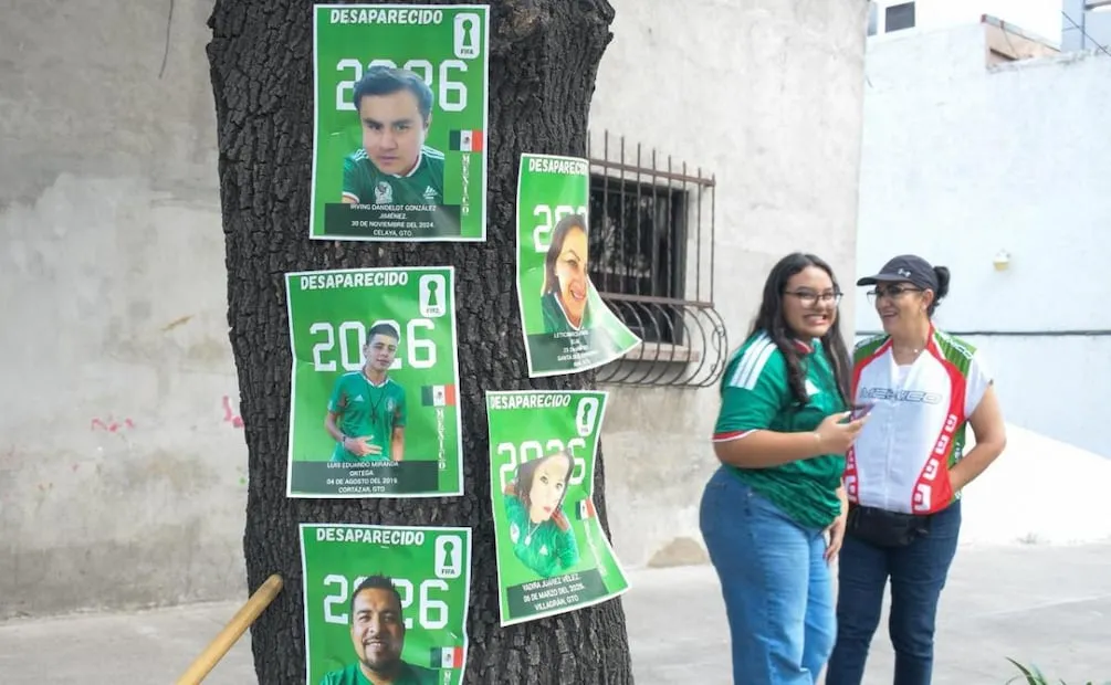 Colectivos buscadores y madres buscadoras se suman a protesta y marchan sobre Tlalpan, la ruta cercana para llegar al Estadio Ciudad de México (11/06/2026). Foto: Santiago Cadena / EL UNIVERSAL