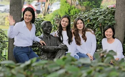 Keiko Fujimori mantiene leve ventaja en escrutinio presidencial en Perú; es impulsada por votos en EU y Japón