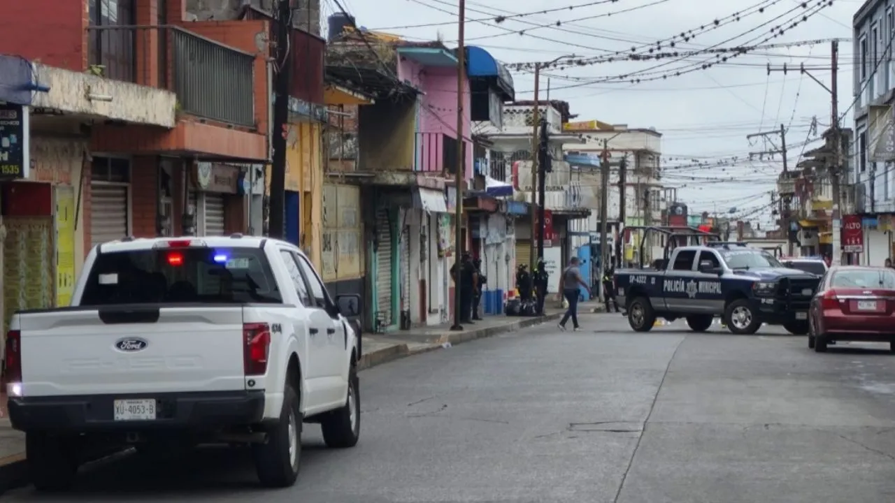 Asesinan a exdelegado de Tránsito en Veracruz; viajaba en una patrulla del municipio de Córdoba