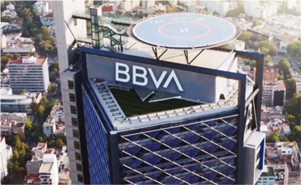 Cae 1.4% utilidad de BBVA México en primer semestre; alcanza 28.3 millones de clientes digitales