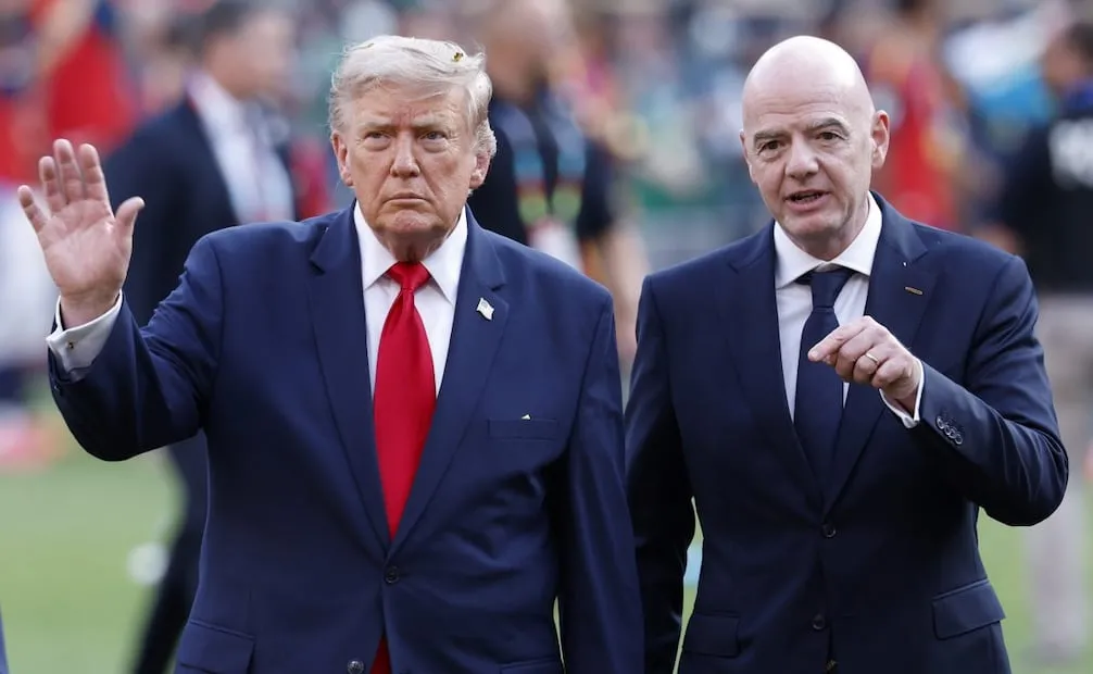 Presidente de EU, Donald Trump, junto al dirigente de la FIFA, Gianni Infantino. (19/07/26) Foto: EFE