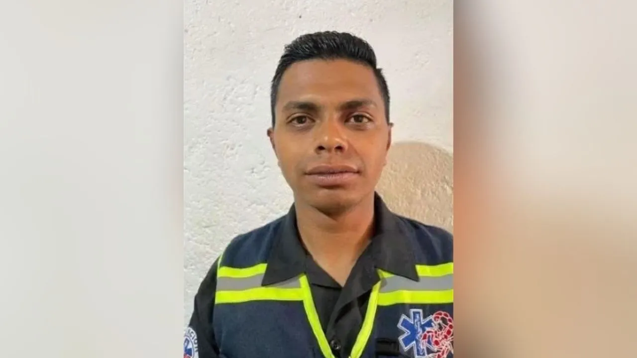 Desaparece policía municipal en una carretera de Michoacán cuando se trasladaba en su motocicleta