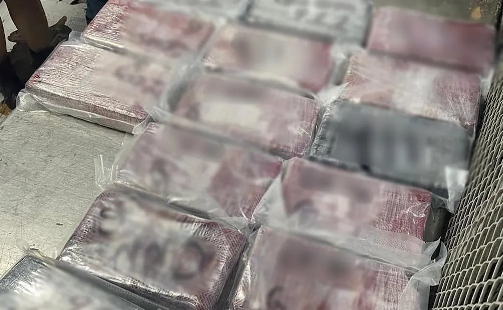 Las personas detenidas en el Aeropuerto Internacional de Tijuana transportaban cocaína (10/07/2026). Foto: Especial