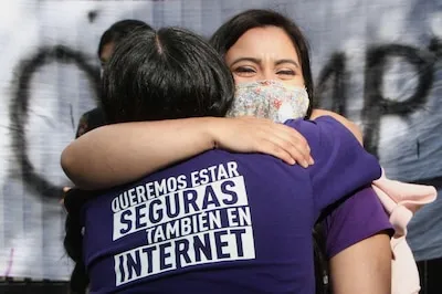 ‘Llamarse Olimpia’, el documental que reivindica a las sobrevivientes de violencia digital en AL