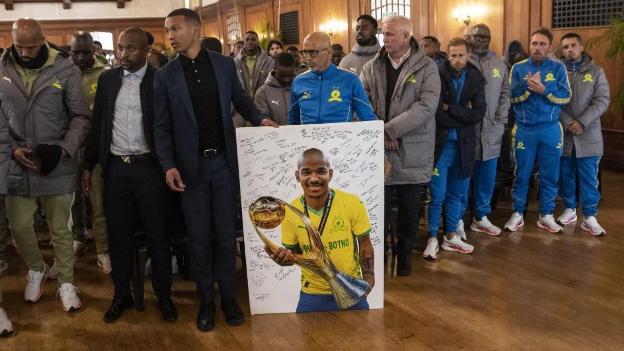Messi, Cristiano y Haaland enviaron condolencias por la muerte del sudafricano Jayden Adams, quien hoy es homenajeado