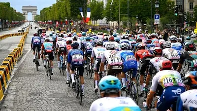¿Quién es Romina Hinojosa, ciclista mexicana que compite en el Tour de Francia y es novia de Isaac del Toro?