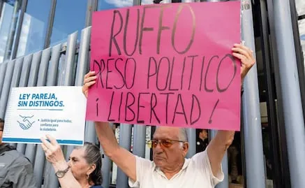 Sheinbaum evita opinar sobre condena de "El Mayo Zambada"; pide a jóvenes alejarse del crimen organizado