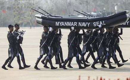 Autorizan ingreso a México de elementos Navy SEAL's de la Armada de EU; también permiten salida de tropas nacionales