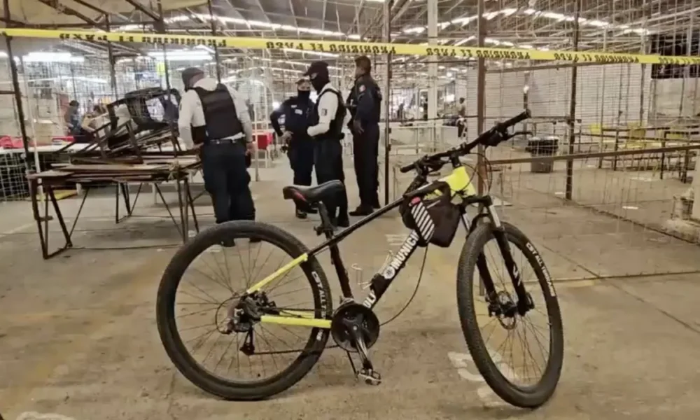 Asesinan a vendedora de un tianguis en Guanajuato; comerciantes cierran sus puestos