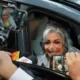 Así fue la graduación de Cristian Castro: su mamá Verónica reaparece con oxígeno y él termina con paramédicos