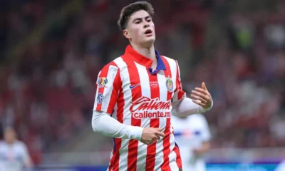 Chivas se queda sin "La Hormiga" González; el delantero será nuevo jugador del Olympiacos de Grecia