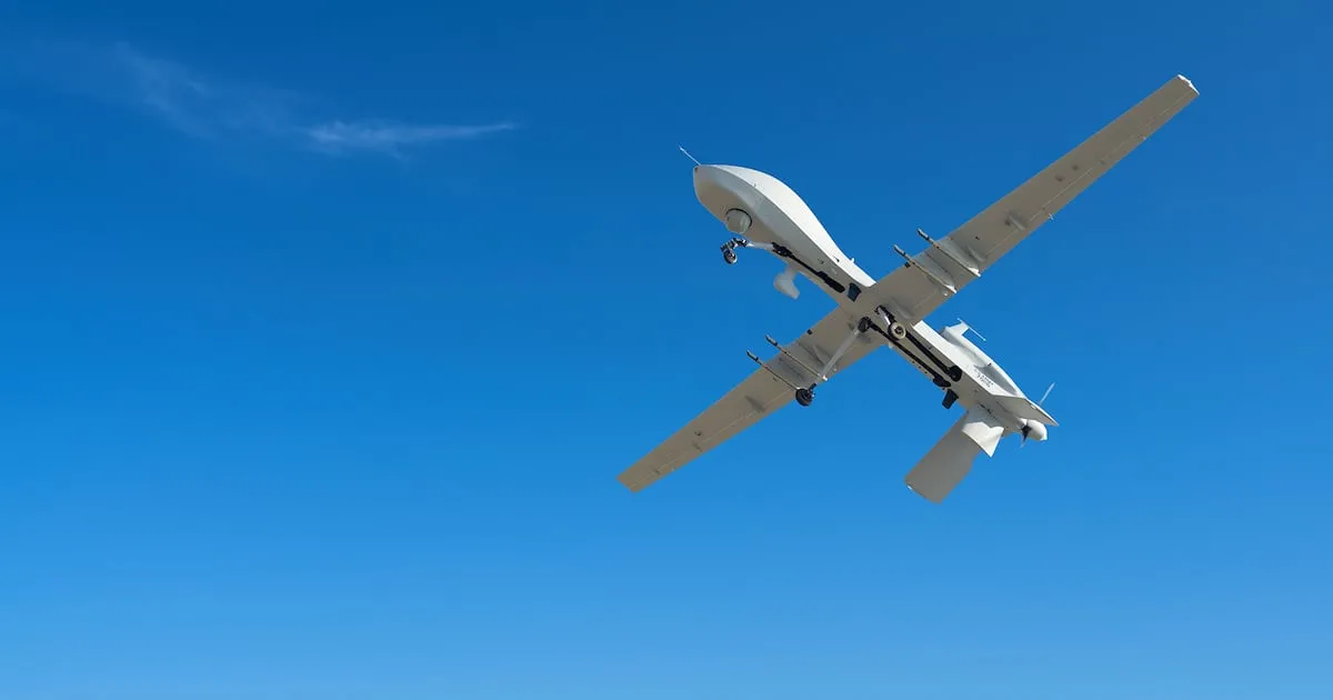 Detienen en Corea del Sur a exmilitares chinos por espionaje: Escuchaban comunicaciones de aviones