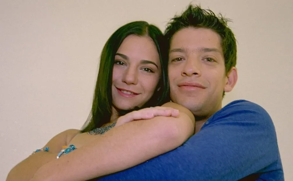 Enero de 2003:  Sesión fotográfica con los protagonistas de la telenovela de TV Azteca ''Enamórate", protagonizada por Yahir y Martha Higareda.
Archivo EL UNIVERSAL.