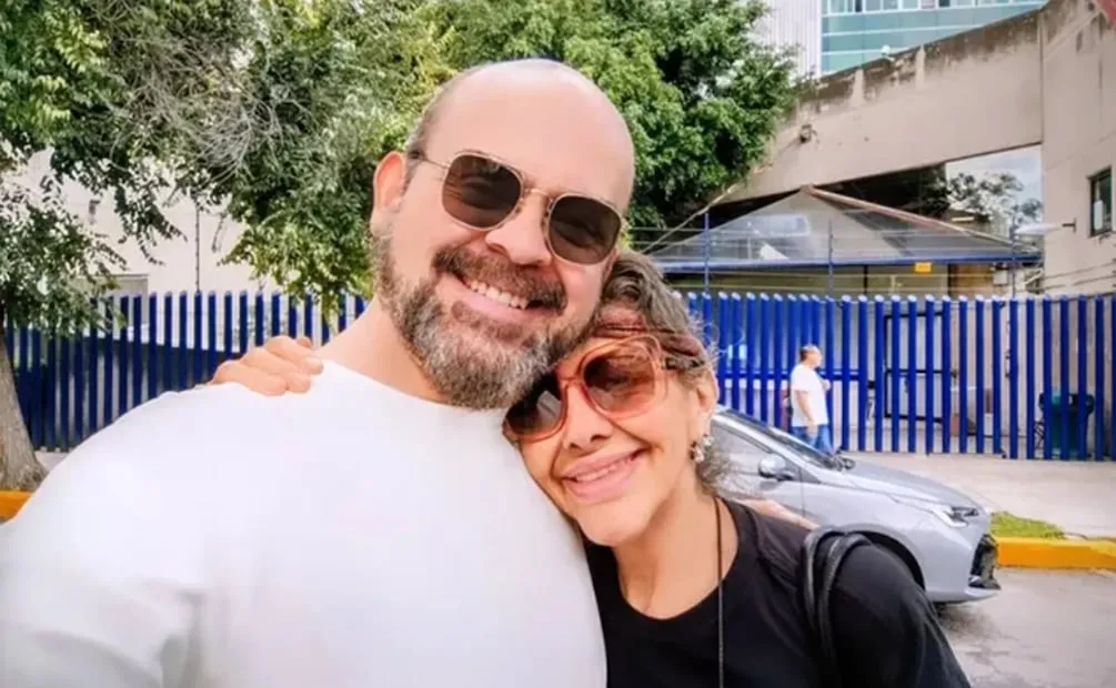 Horacio Beamonte agradece a su madre Lucero Campos, actriz y cantante, por nunca dejarlo solo.  
FOTO: Instagram horaciobeamonte