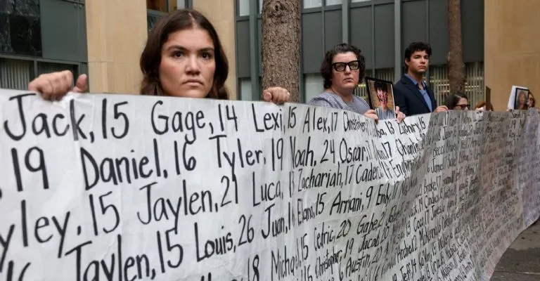 Juicio histórico: ante acusaciones de 29 fiscales, Meta niega haber buscado "enganchar" a niños a Facebook e Instagram