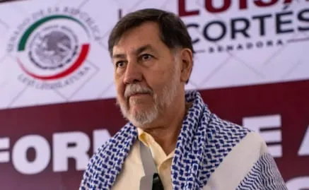 Loretta Ortiz se quita implante coclear en sesión de la Corte; explica necesidad de consultar a personas con discapacidad