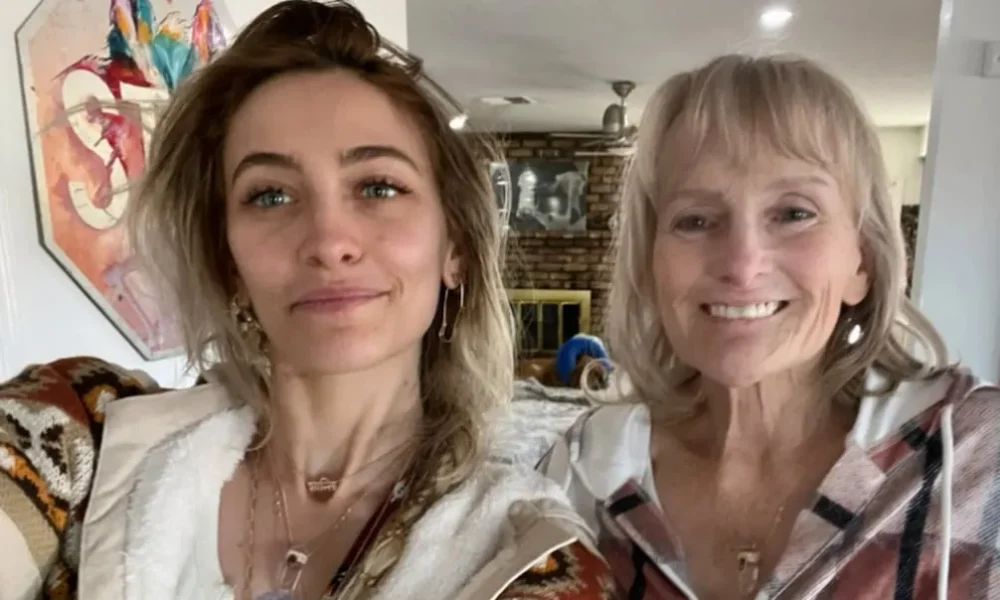 Paris, hija de Michael Jackson, recuerda cómo conoció a su madre Debbie Rowe a los 15 años