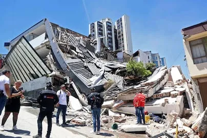Rescatan a mujer de entre los escombros tras terremoto en Colombia; Diana Lucía estuvo atrapada más de 24 horas