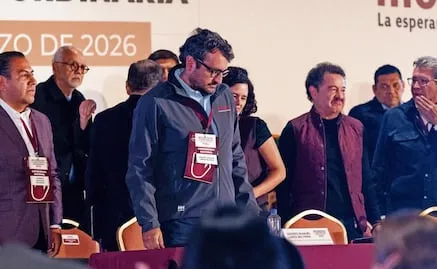 Rinden protesta 170 "defensores" del PRI en Oaxaca; cuidarán y defenderán voto en elecciones, aseguran