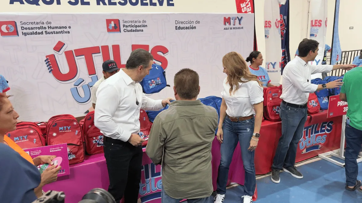 Adrián de la Garza contraviene a Samuel García para exigir transporte eficiente