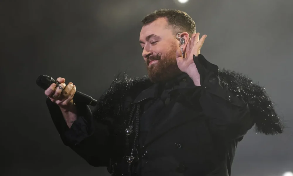 Sam Smith es visto en la colonia Roma previo a su segundo concierto en la CDMX